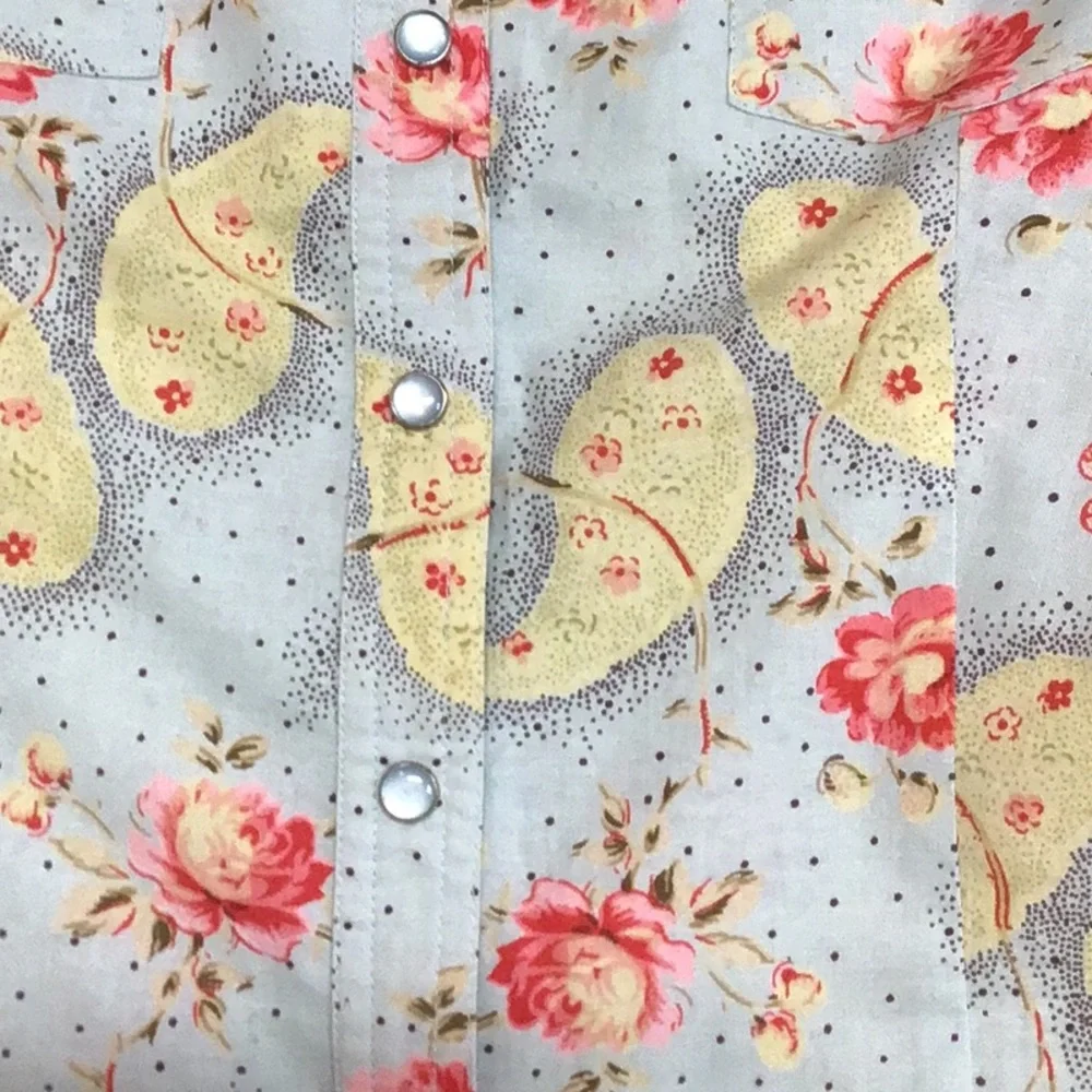 MY FAVORITE COWGIRL SHIRT MED - Picture 3 of 12